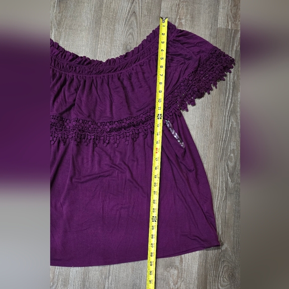 Lane Bryant maroon off the shoulder blouse size 22/24 - Picture 5 of 7
